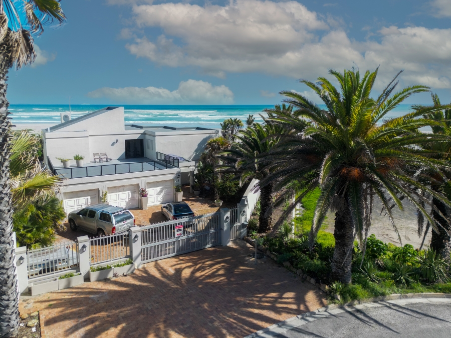 Commercial Property for Sale in Van Riebeeckstrand Western Cape